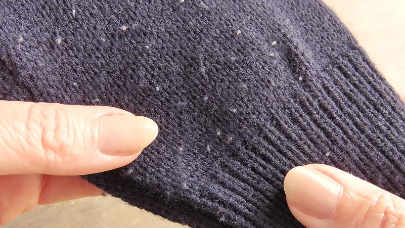 自宅でできる毛玉取りの方法やできにくくする予防方法を解説！