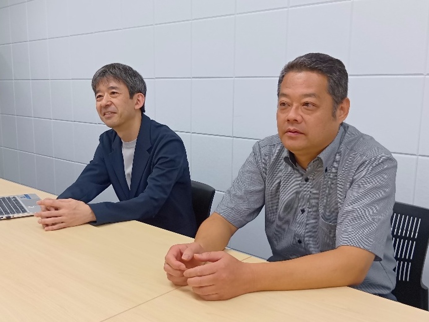サーヴォ取材中の様子
